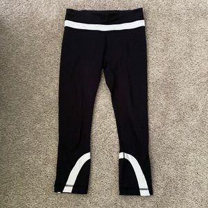Lululemon cropped tights